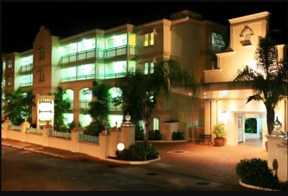 Coral Mist Beach Hotel Bridgetown 3*,
